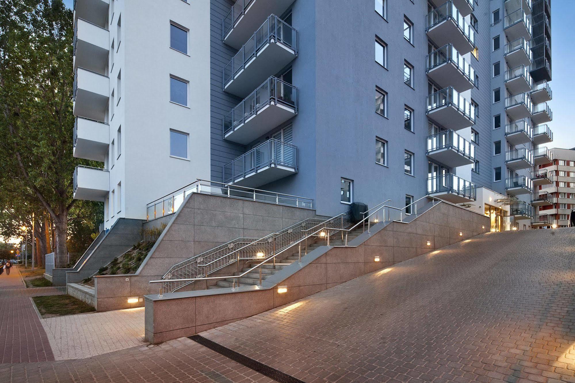 Irs Royal Apartments Apartamenty Irs Trzy Zagle Gdansk Ngoại thất bức ảnh